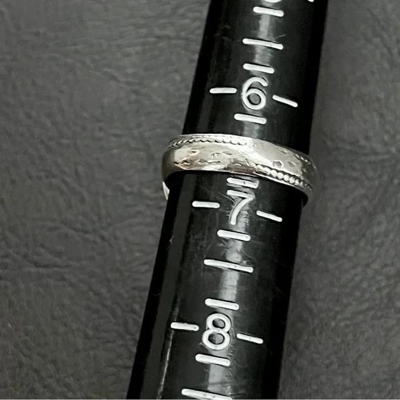 Vintage sterling silver and sodalite dome ring - Picture 7 of 9